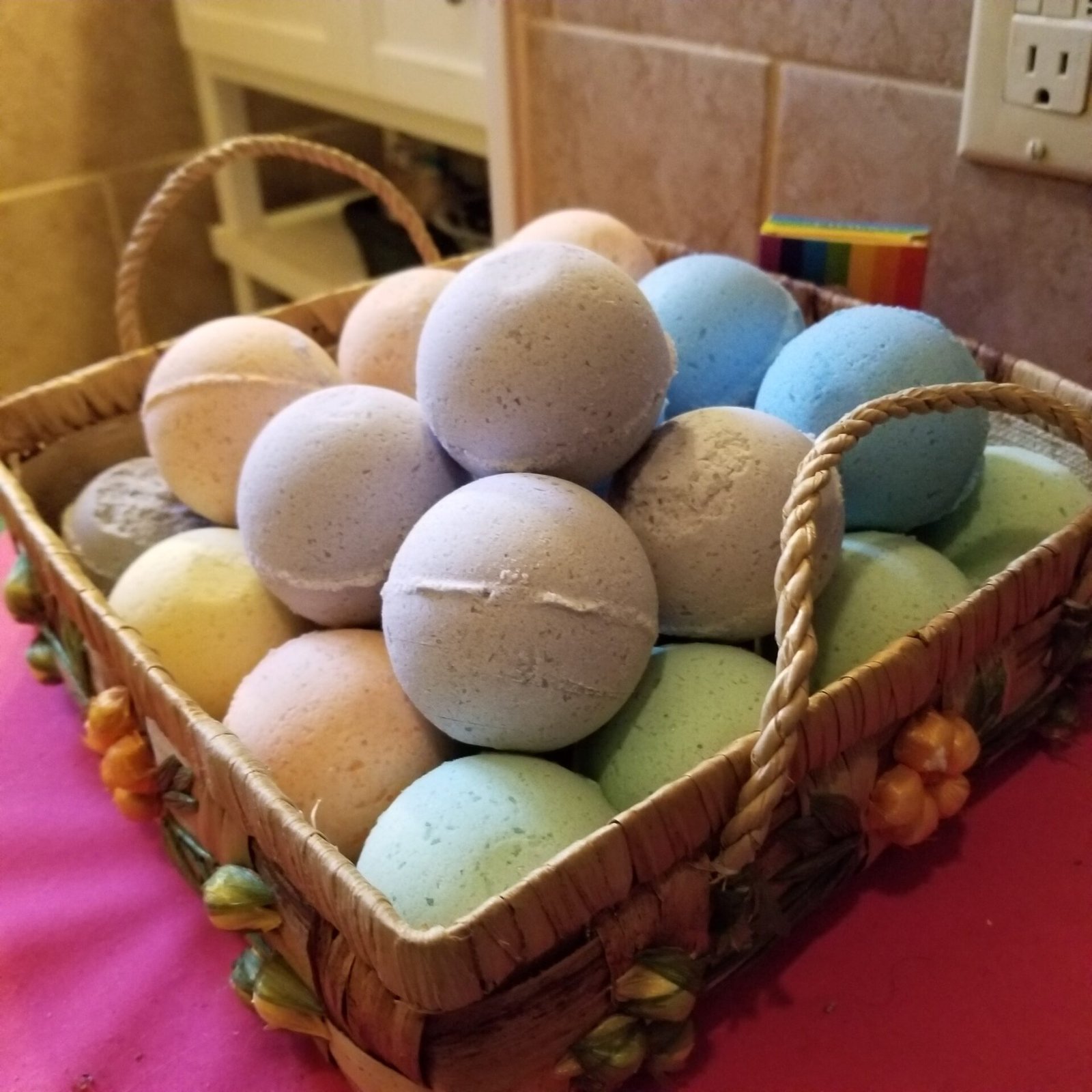 Chakra Themed Bath Bombs (Large 8-10 oz)