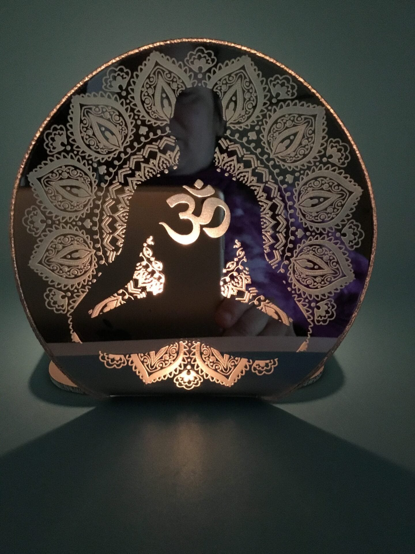 Reflective OM Tea Light